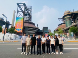 開闊視野提升能力 實干擔當促進發(fā)展 ——農(nóng)墾中心第二黨支部赴服貿會開展主題黨日活動